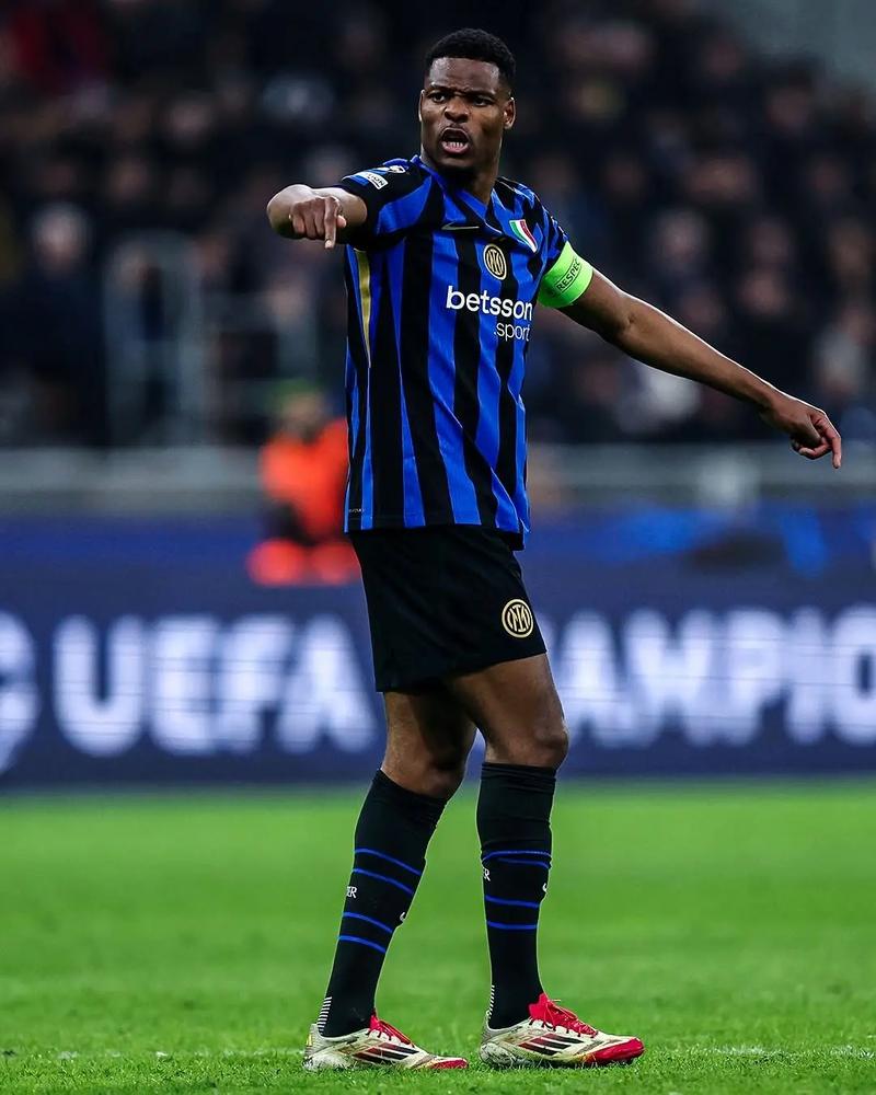 国乒迎来两大挑战！张本智和心态够狠，丝毫不惧四川老家球迷倒戈