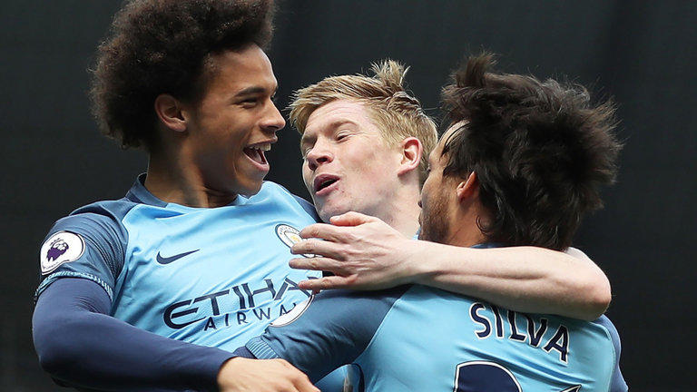 曼城主帅瓜迪奥拉盛赞哈兰德：10球成就“疯狂”