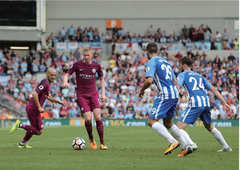 4-0横扫！意甲榜首易主，国米挤掉米兰，法布雷加斯惨败