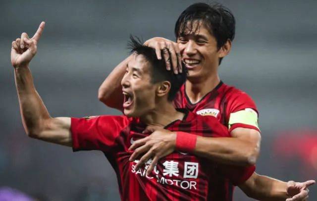 跟朋友娱乐赛 11 分制，先输后赢