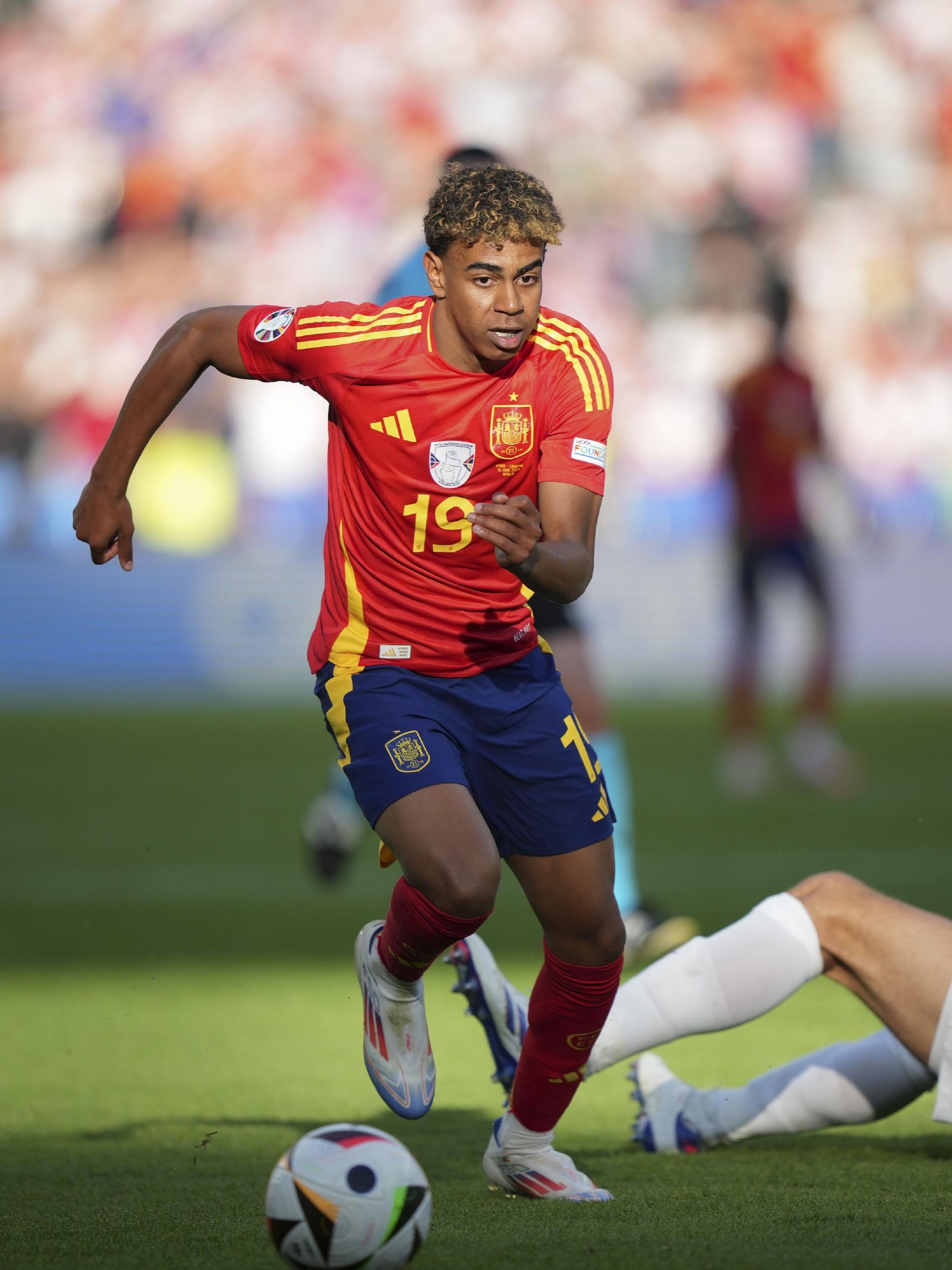 古德蒂手术成功 持拐杖回归执教 博斯科维奇+马尔科娃冲击新赛季